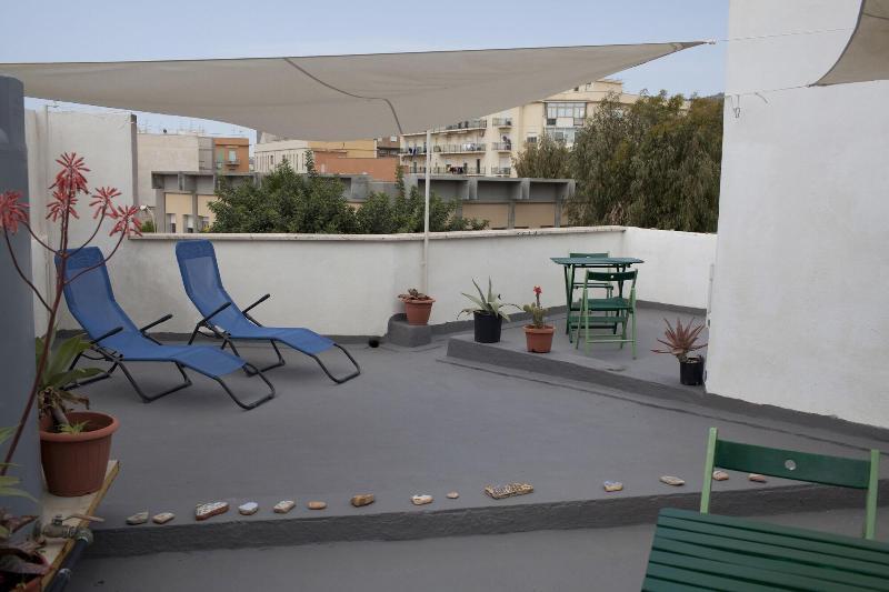 Area 12 Bb Bed & Breakfast Трапани Екстериор снимка